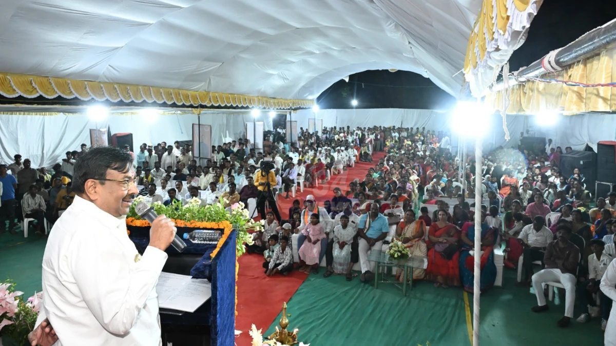 Free Land Patta । घराचा हक्काचा पट्टा मोफत मिळणार, चंद्रपुरात पहिलं शिबीर, आजचं करा अर्ज Free Land Patta । घराचा हक्काचा पट्टा मोफत मिळणार, चंद्रपुरात पहिलं शिबीर, आजचं करा अर्ज