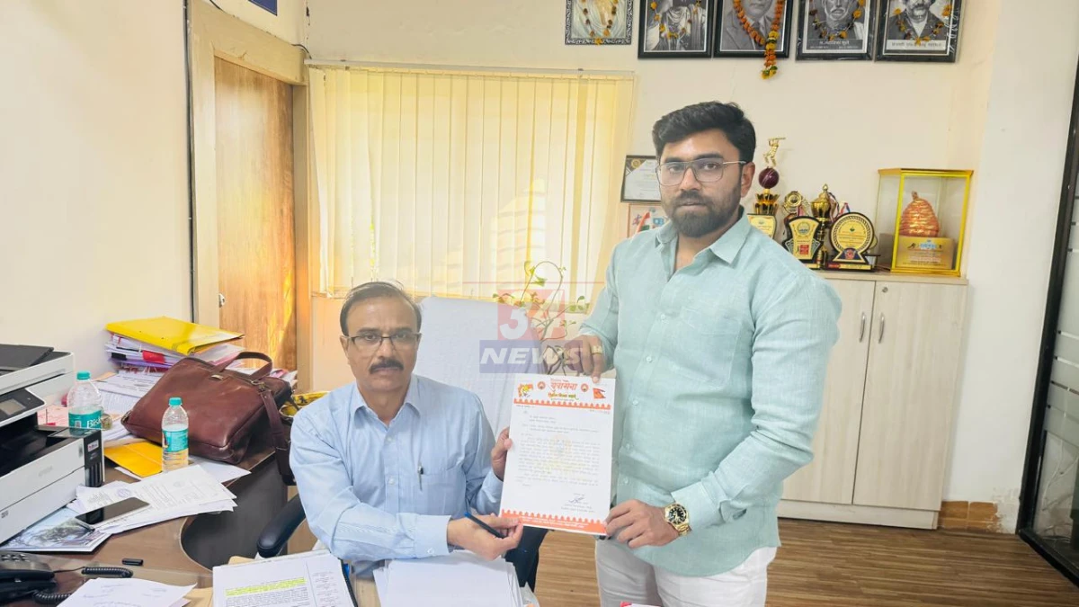 Truck Accident । चंद्रपुरात सायकलने कामावर जाणाऱ्या व्यक्तीचा ट्रकखाली चिरडून मृत्यू Truck Accident । चंद्रपुरात सायकलने कामावर जाणाऱ्या व्यक्तीचा ट्रकखाली चिरडून मृत्यू