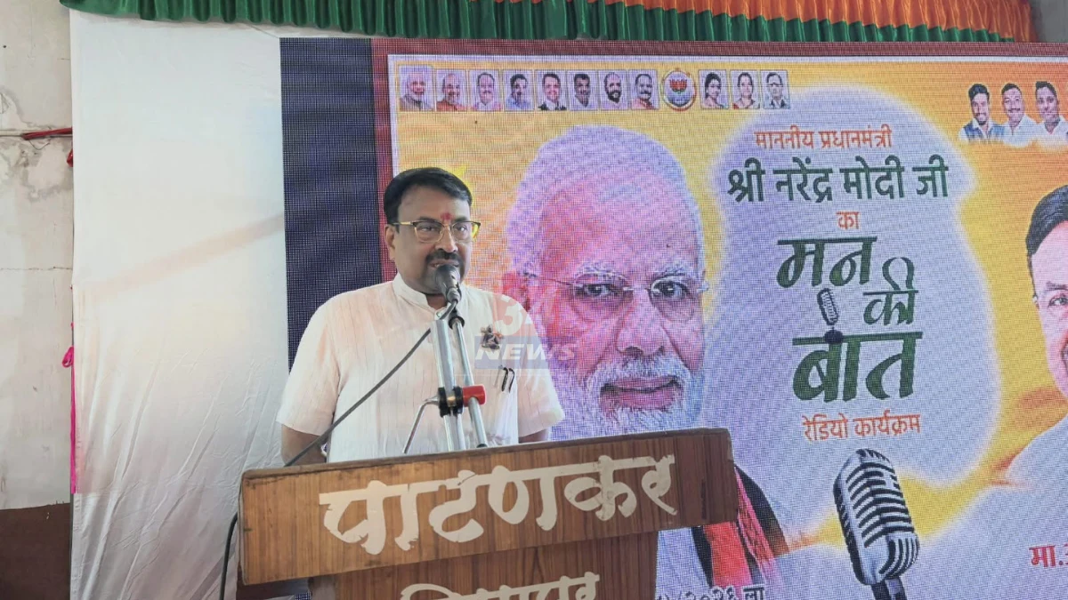 Truck Accident । चंद्रपुरात सायकलने कामावर जाणाऱ्या व्यक्तीचा ट्रकखाली चिरडून मृत्यू Truck Accident । चंद्रपुरात सायकलने कामावर जाणाऱ्या व्यक्तीचा ट्रकखाली चिरडून मृत्यू