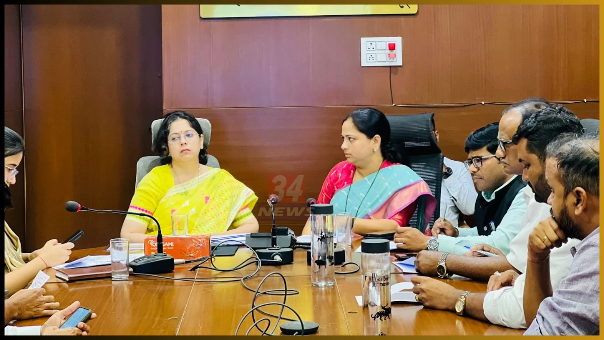 चंद्रपूर जिल्हाधिकारी कार्यालयात मनपा शाळा पटसंख्या आढावा बैठक, खासदार प्रतिभा धानोरकर 2026