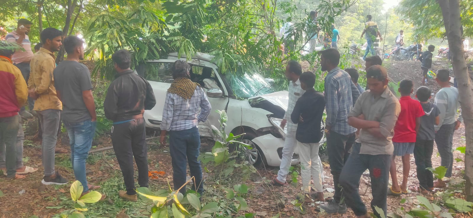 Road accident chandrapur
