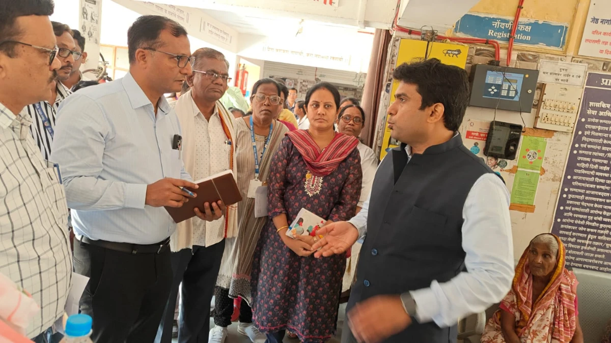 district collector vinay gauda inspection