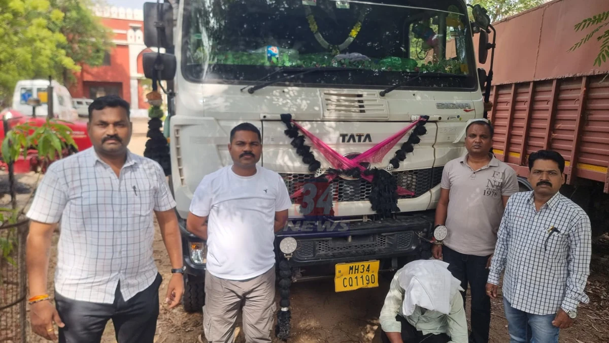 चंद्रपूरमध्ये reti taskari प्रकरणात पोलिसांनी जप्त केलेला हायवा ट्रक