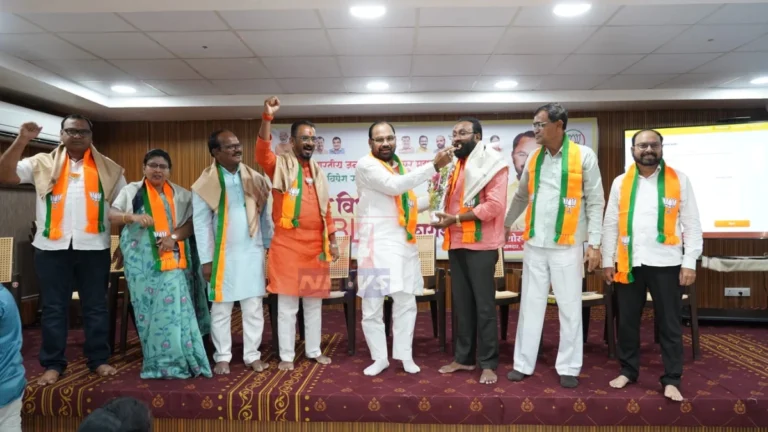 Chandrapur BJP Honor मध्ये पदाधिकाऱ्यांचा सत्कार