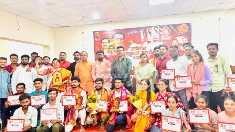 Chandrapur Oratory Competition मध्ये युवासेना आयोजित वक्तृत्व स्पर्धा