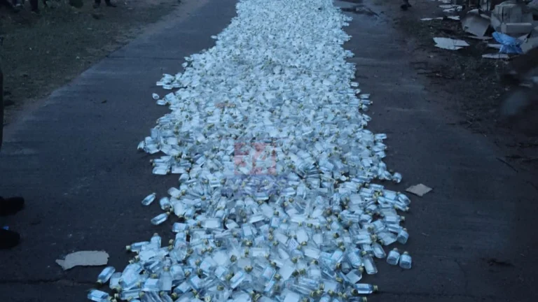 Pombhurna Liquor Destruction illegal liquor stock destroyed by police in Chandrapur