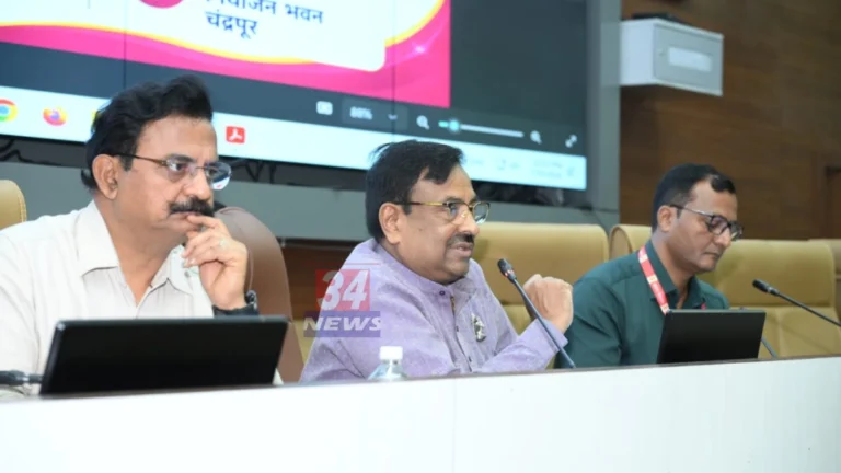 Ballarpur Health Model 2029 meeting chaired by Sudhir Mungantiwar in Chandrapur