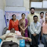 चंद्रपूरचा खरा हिरो; जिद्दी बापाचा वैद्यकीय क्षेत्रात सत्कार! chandrapur blood donor hero