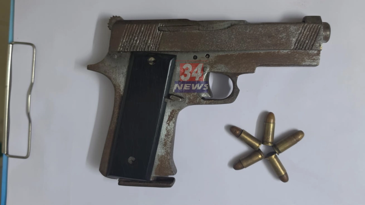 Chandrapur Pistol Arrest Srait Gunhegar Caught With Live Cartridges By LCB