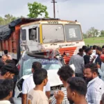 Chimur Car Accident Airbag deployed saving driver life between two trucks