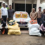 Rajura Tobacco Seizure मध्ये पोलिसांनी १०.४५ लाखांचा प्रतिबंधित तंबाखू साठा जप्त केला.