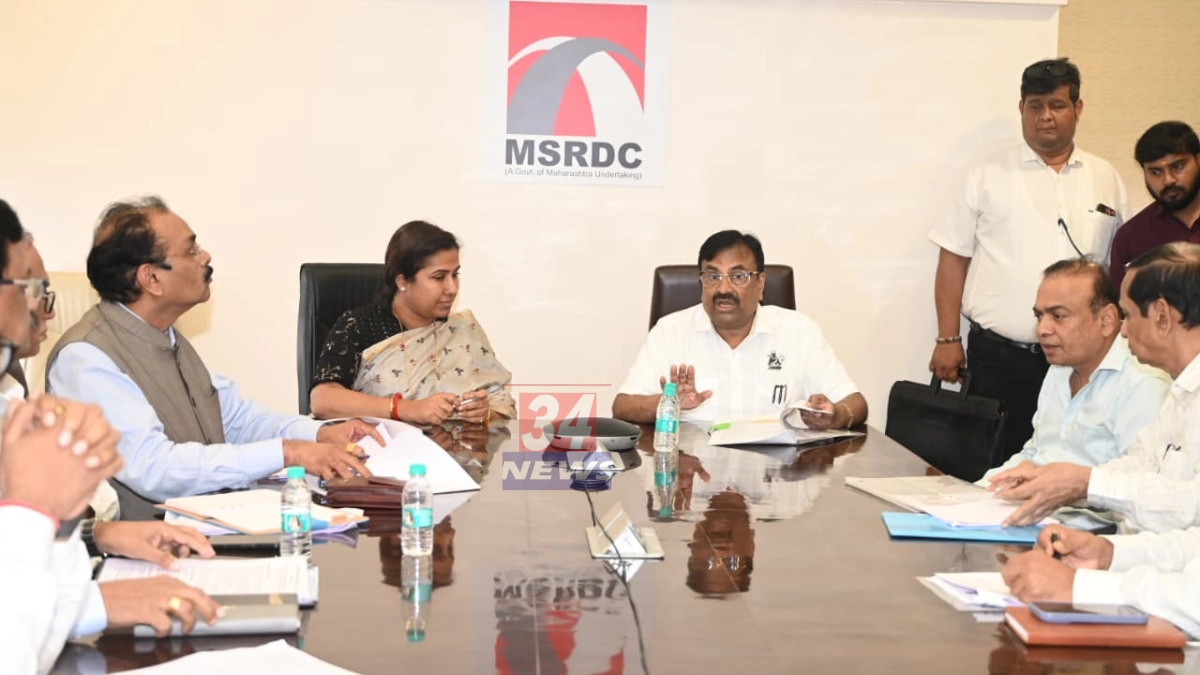 Sudhir Mungantiwar Chandrapur Projects meeting in Mumbai