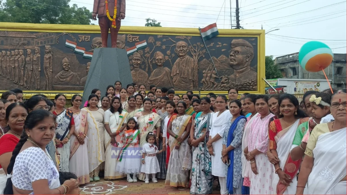 Chandrapur Babupeth Independence Day flag hoisting at Bose Chowk