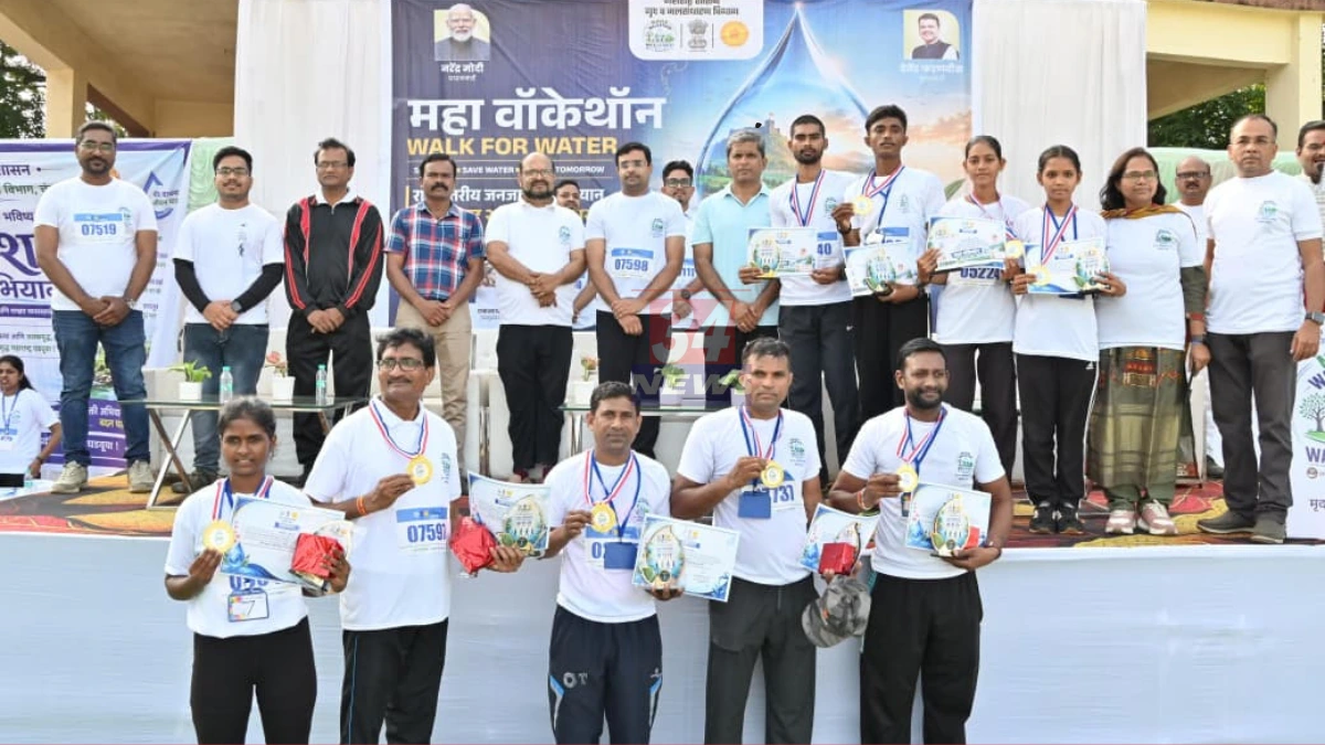 Chandrapur Maha Walkathon rally participants at Chanda Club Ground