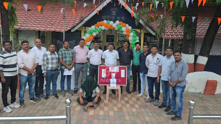 Warora Crime News Pistol प्रकरणी एलसीबीने जप्त केलेले पिस्तूल व आरोपी
