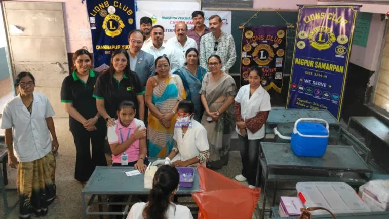 Cervical Cancer Vaccine Chandrapur drive by Lions Club for school girls