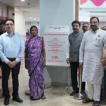 रुग्णांच्या हस्ते उद्घाटन; मुनगंटीवारांचा संवेदनशील उपक्रम Chandrapur Cancer Hospital suggestion box inauguration by cancer patients