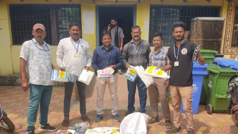 Chandrapur Plastic Fine Action मनपा स्वच्छता विभागाकडून अन्नपूर्णा स्वीट्सवर दंड