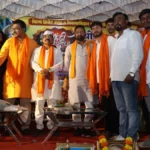 पोंभुर्ण्यात शिंदेसेनेला सुरुंग; तालुकाप्रमुखांसह अनेक पदाधिकाऱ्यांचा ठाकरे सेनेत जाहीर प्रवेश Shinde Sena To Thackeray Sena Rajat Dhonge Sachin Madavi join Shiv Sena UBT