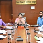 चंद्रपूर दुष्काळ पंचनामे: १२ तालुक्यांतील सर्व पंचनामे १० ऑक्टोबरपर्यंत पूर्ण करण्याचे निर्देश चंद्रपूर दुष्काळ पंचनामे संदर्भात जिल्हाधिकारी वसुमना पंत यांची आढावा बैठक