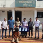 नागपुरातून एमडी चंद्रपुरात विक्रीसाठी दाखल, गुन्हे शाखेच्या कारवाईने बिंग फुटलं चंद्रपूर एमडी ड्रग्ज प्रकरणात स्थानिक गुन्हे शाखेने जप्त केलेला मुद्देमाल