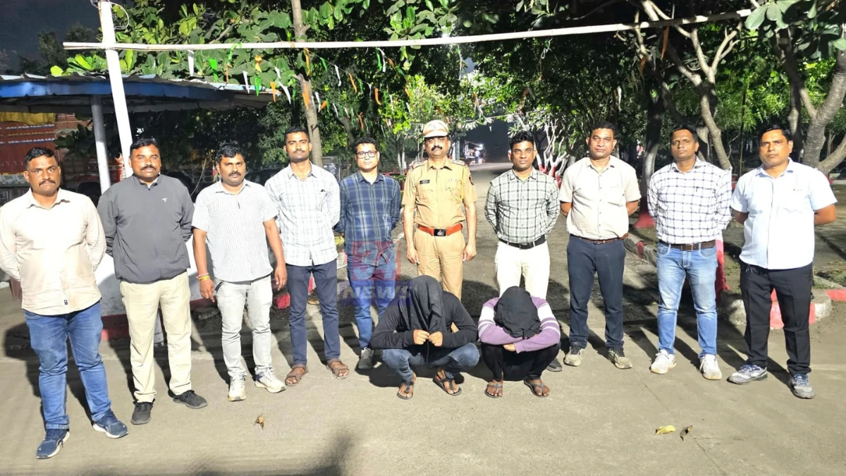 घुग्घुस ट्रक जाळपोळ प्रकरणातील आरोपींना अटक करणारे स्थानिक गुन्हे शाखेचे पथक